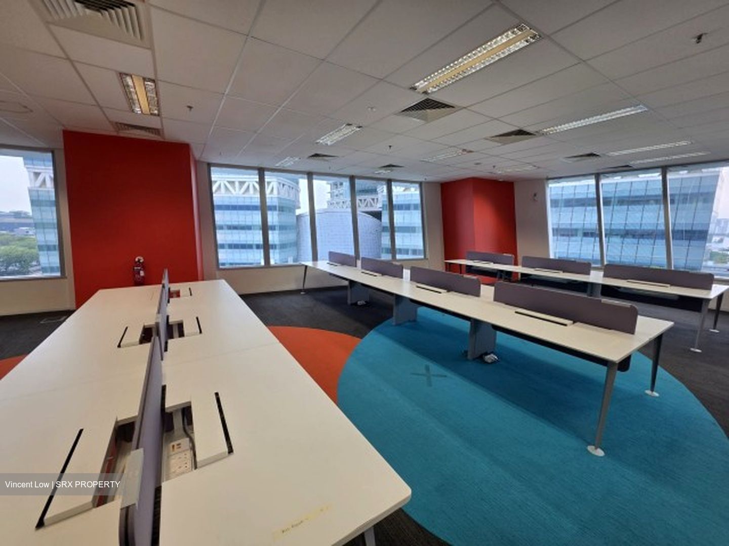 Galaxis (D5), Office #545754861